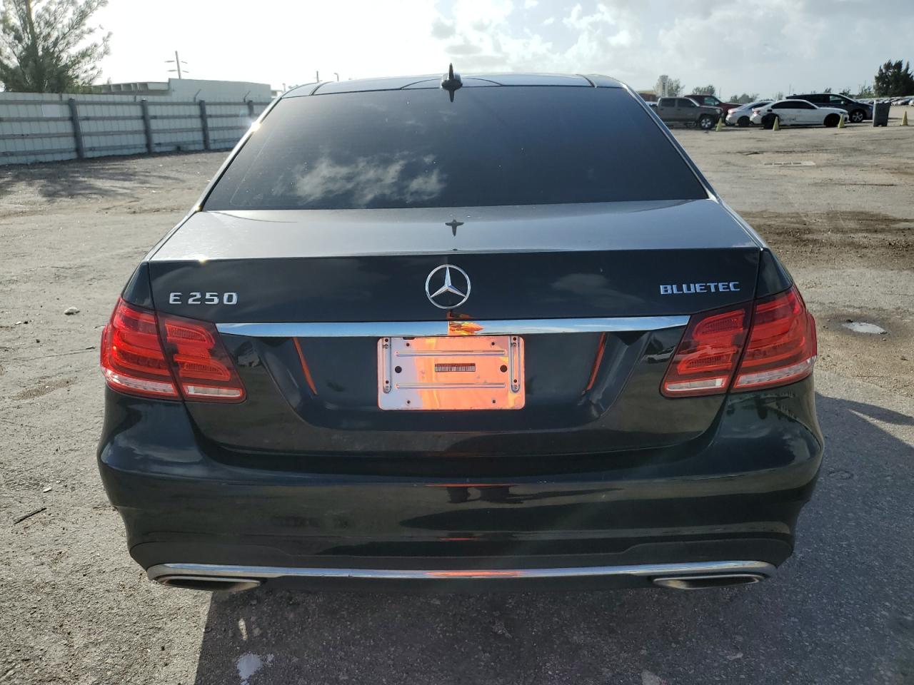 2014 Mercedes-Benz E 250 Bluetec VIN: WDDHF0EBXEA950482 Lot: 77282854