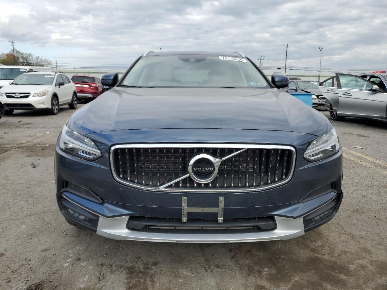 2018 Volvo V90 - Image 5