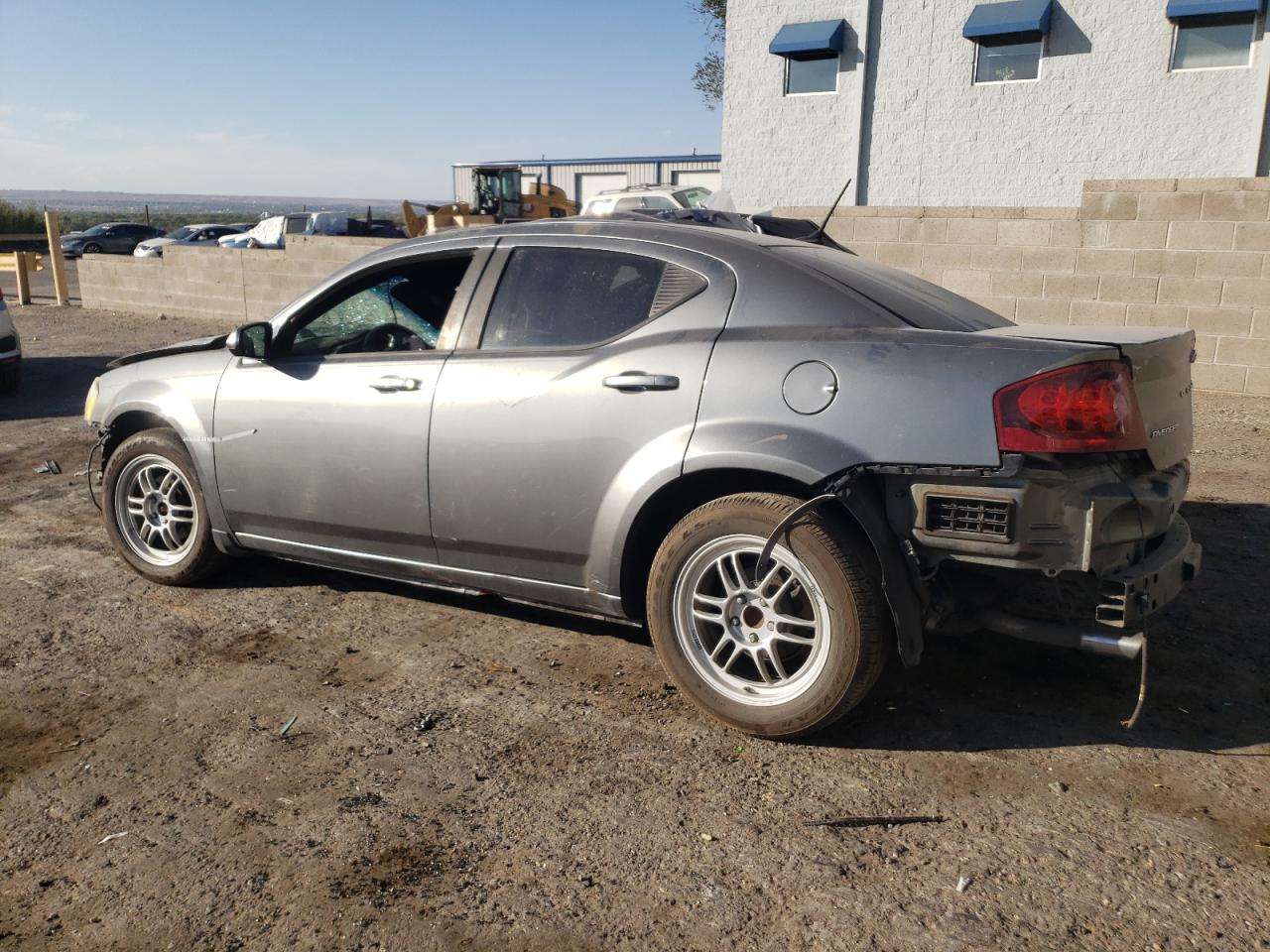2013 Dodge Avenger - Image 2