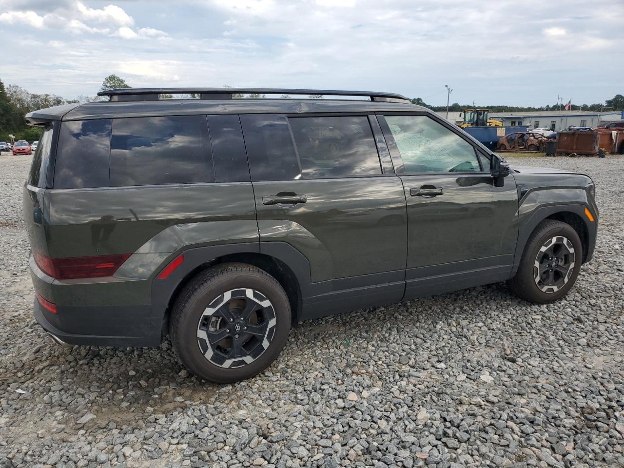 2024 Hyundai Santa Fe - Image 3