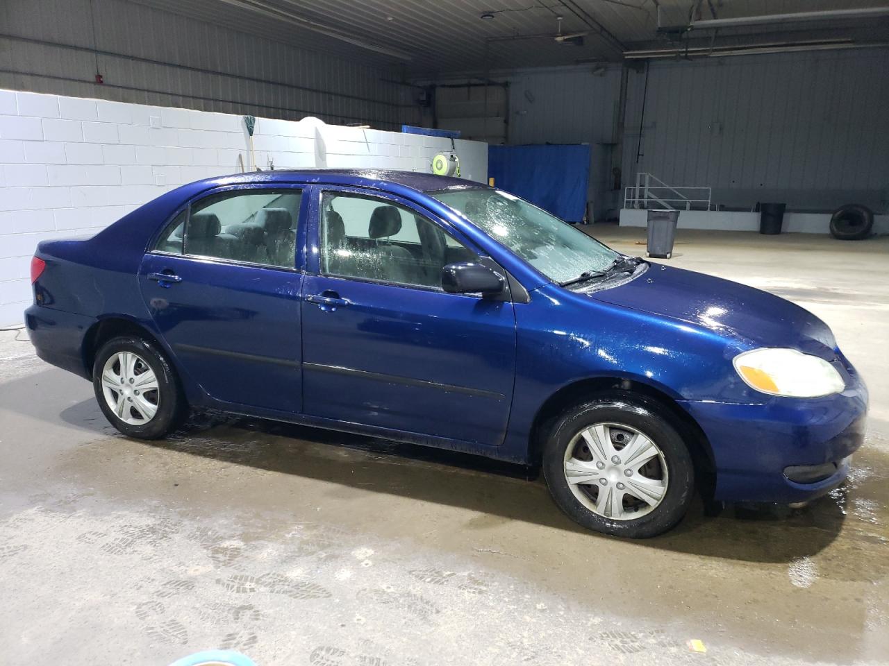 2005 Toyota Corolla - Image 4