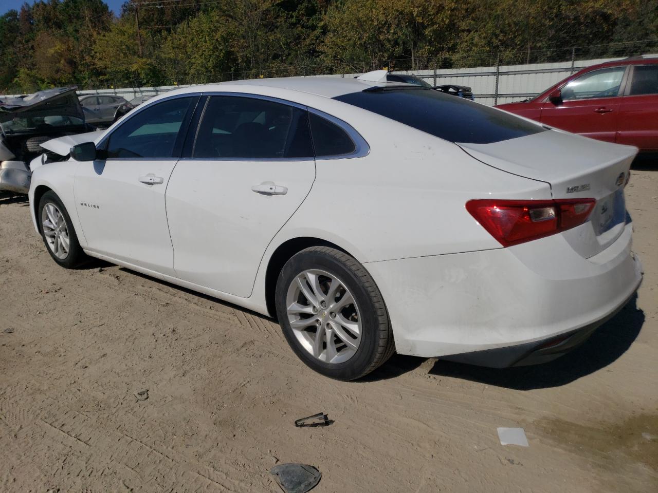 2018 Chevrolet Malibu - Image 2