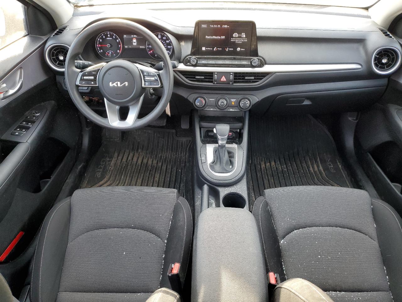2024 Kia Forte - Image 8