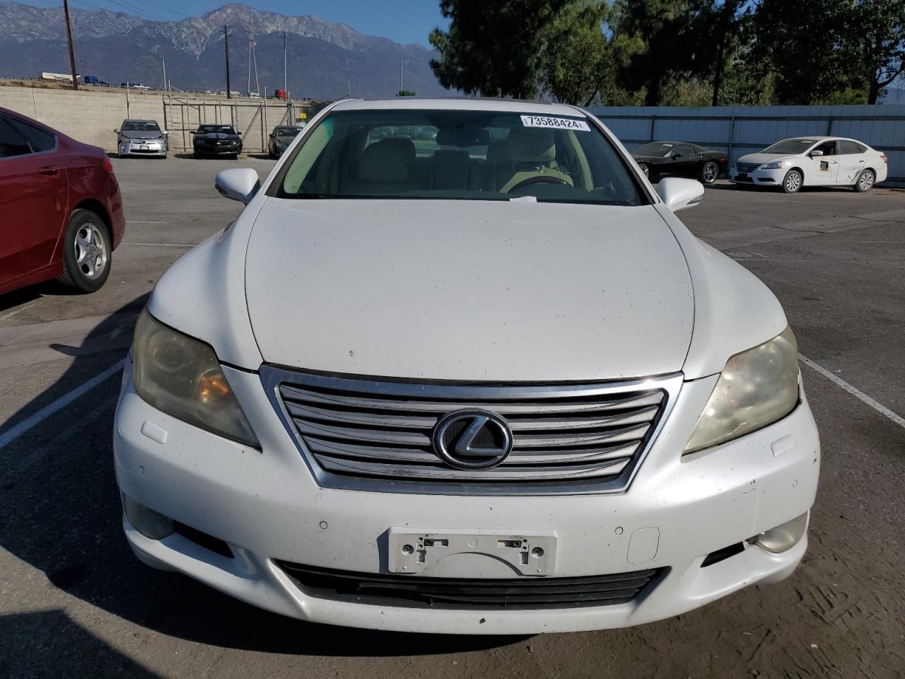 2010 Lexus LS - Image 5