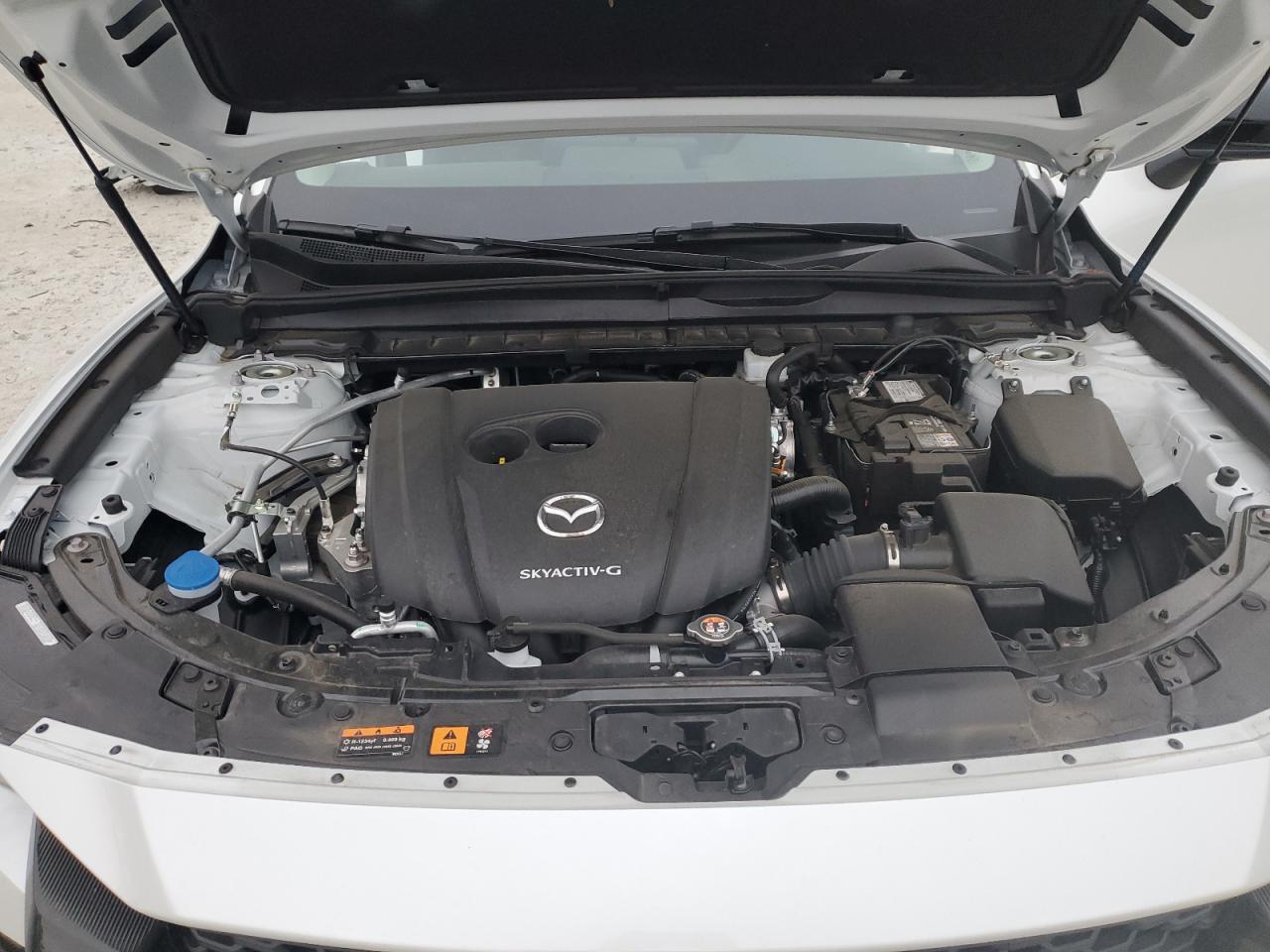 2024 Mazda CX-50 - Image 12