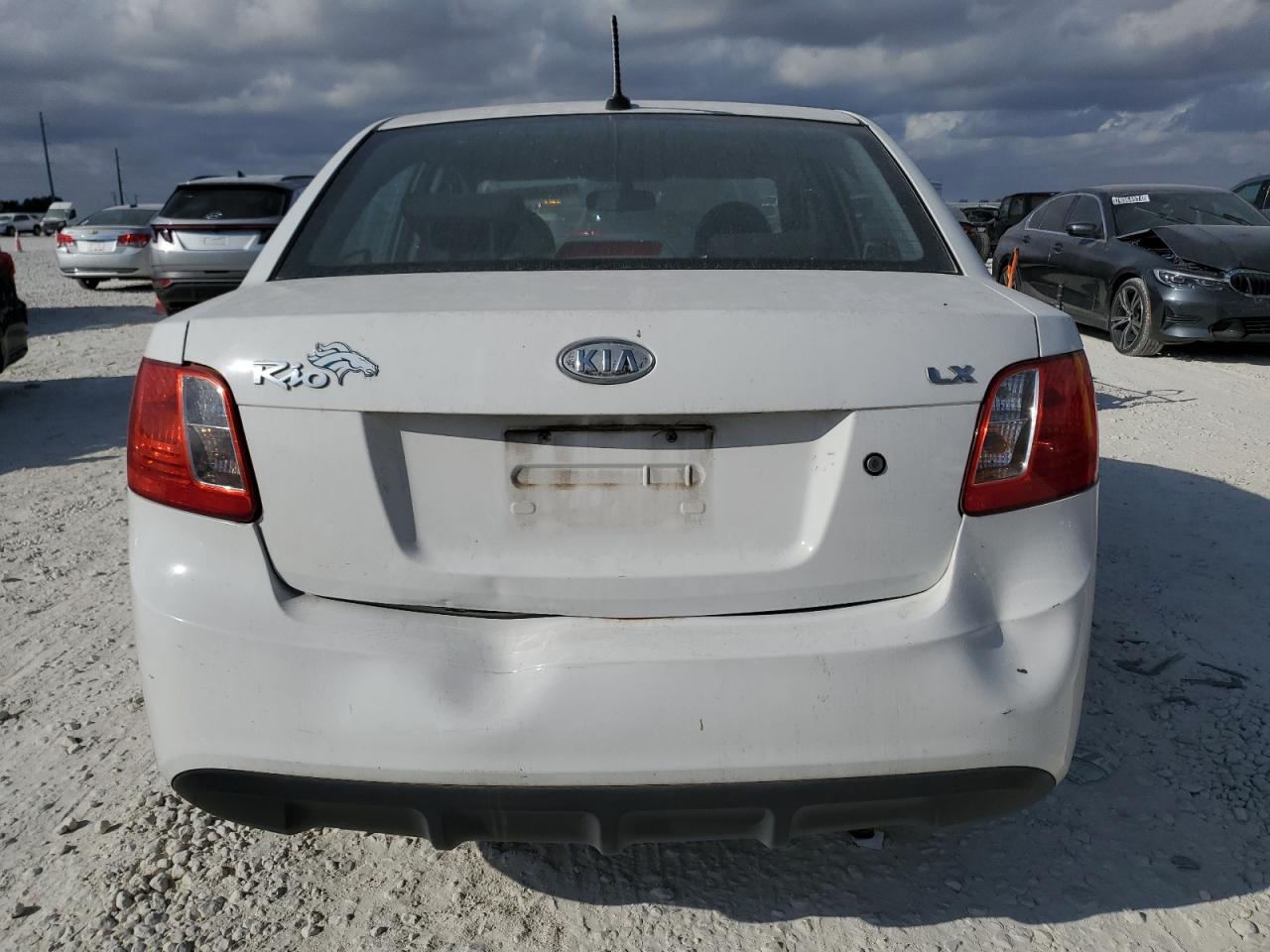 2011 Kia Rio Base VIN: KNADH4A34B6954807 Lot: 76746564