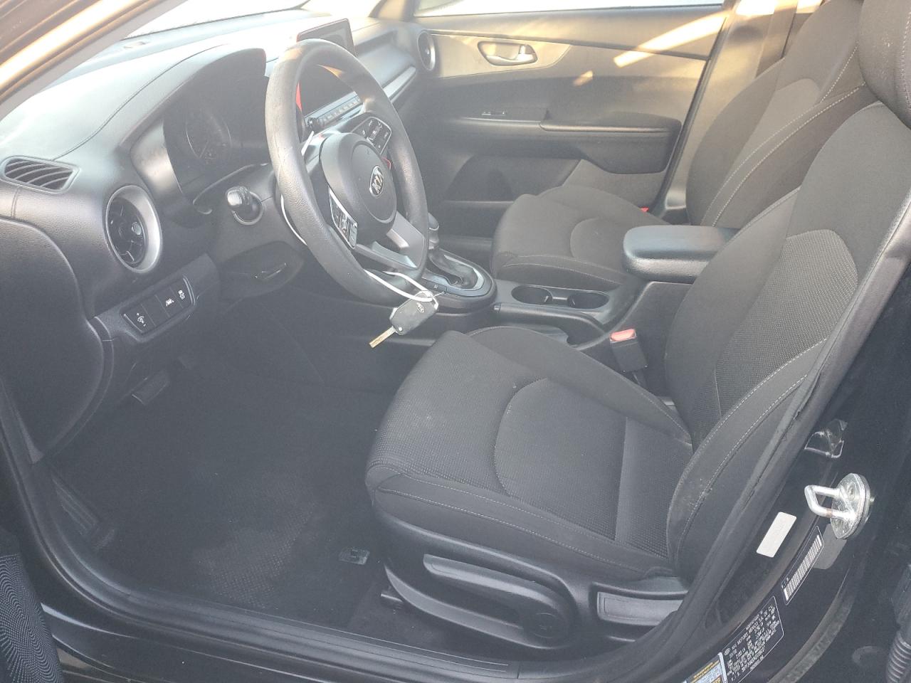 2019 Kia Forte - Image 7