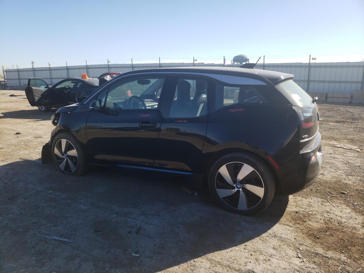 2018 BMW i3 - Image 2