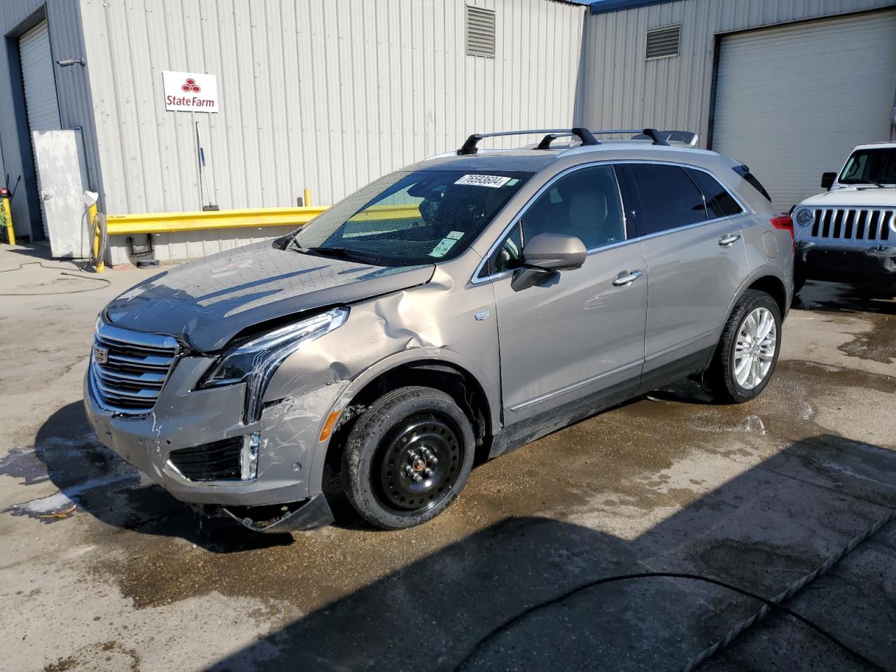 2017 Cadillac XT5 - Image 1