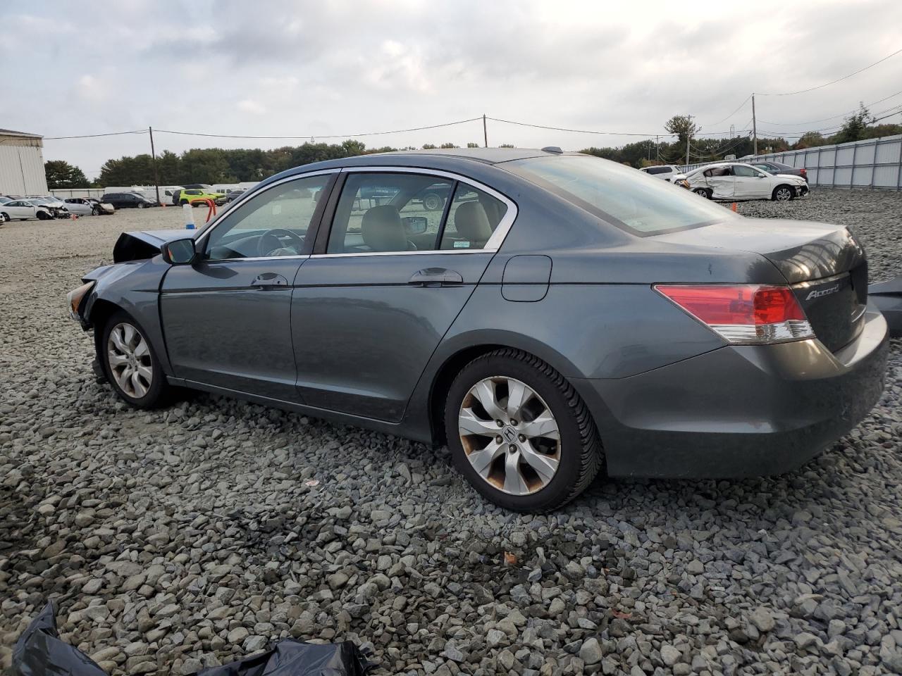 2010 Honda Accord - Image 2