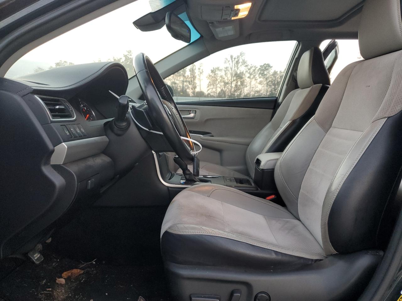 2017 Toyota Camry - Image 7
