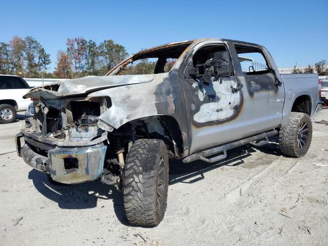 2014 Toyota Tundra Crewmax Sr5