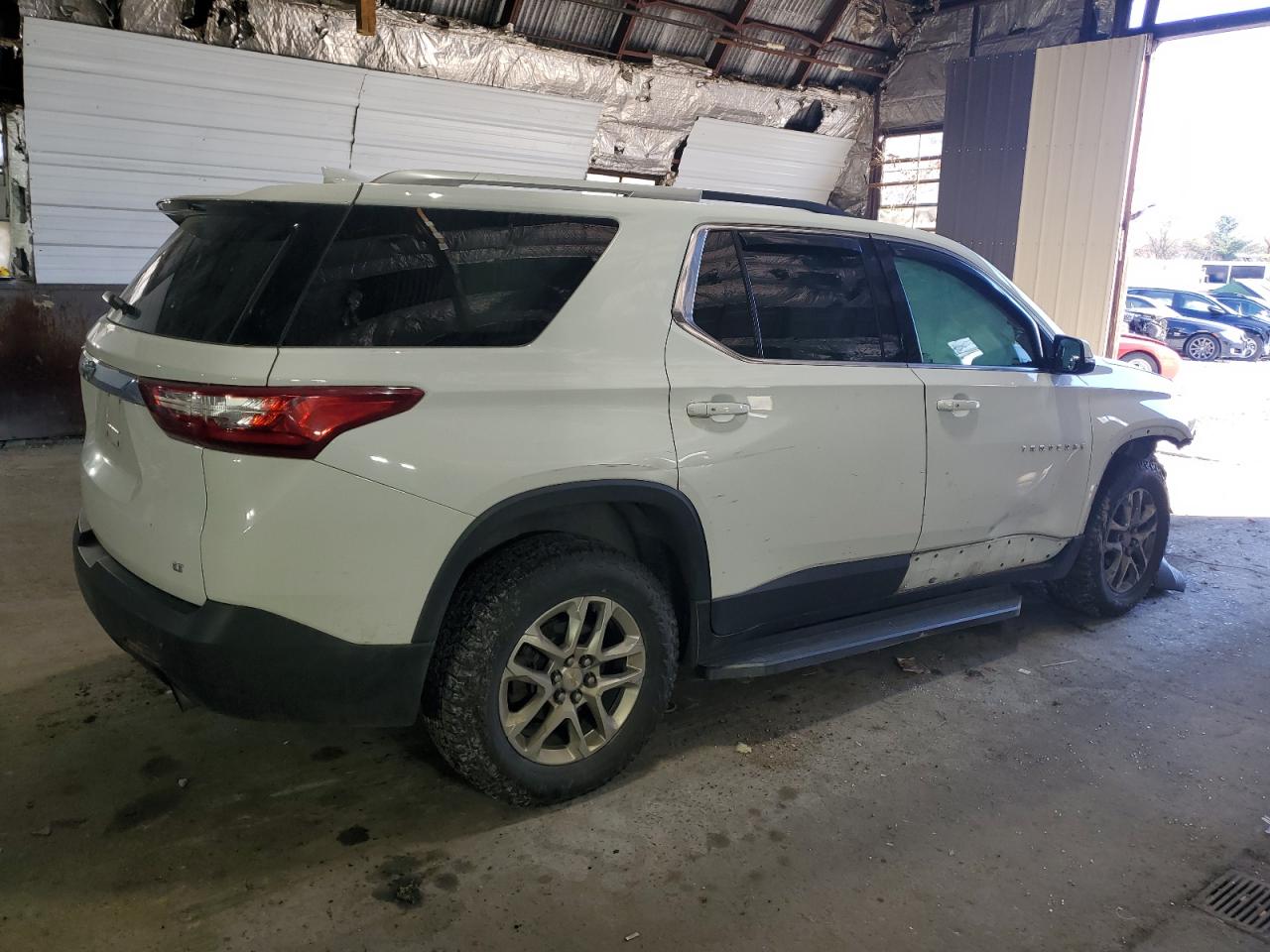 2018 Chevrolet Traverse - Image 3
