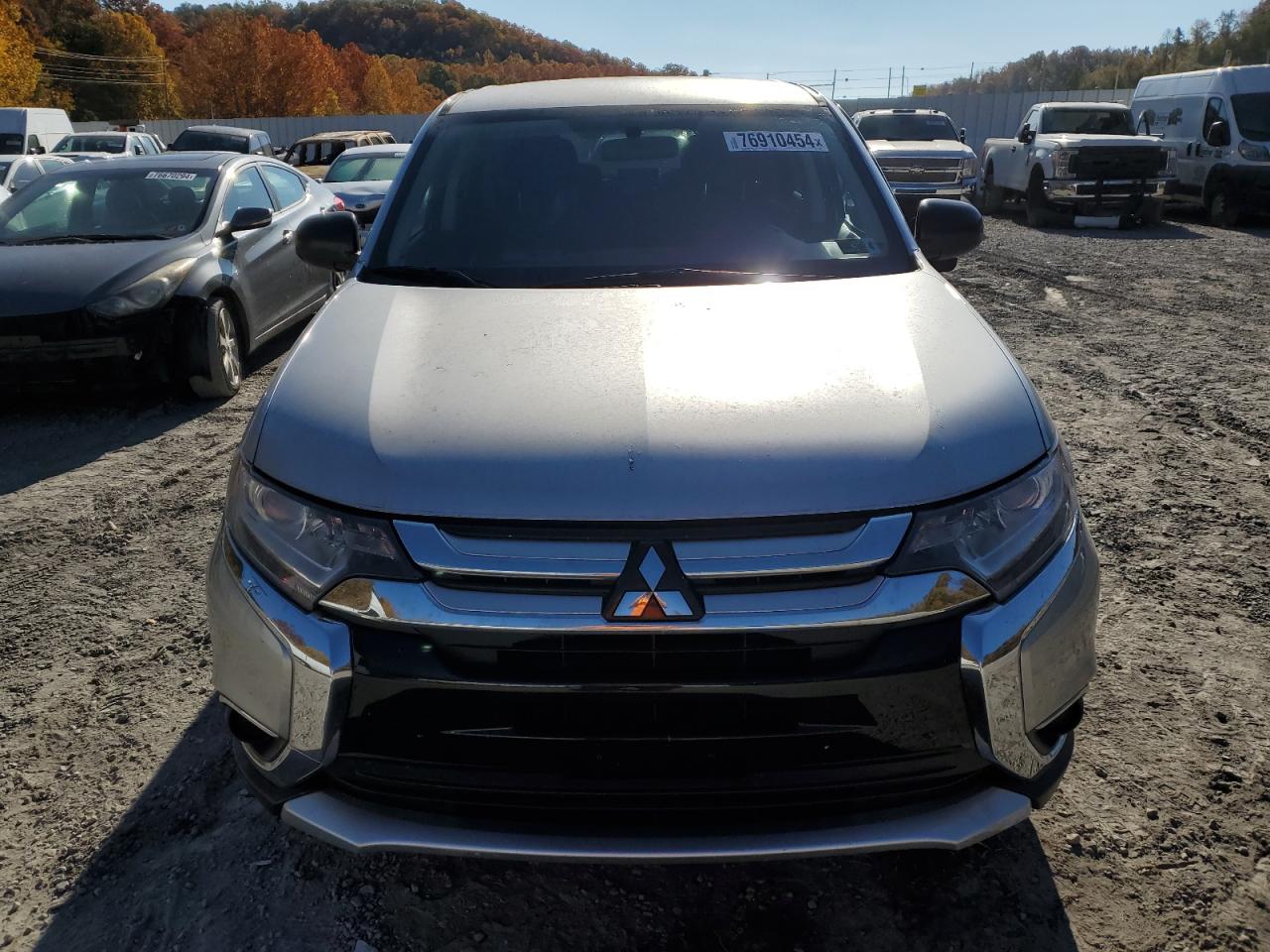 2018 Mitsubishi Outlander - Image 5