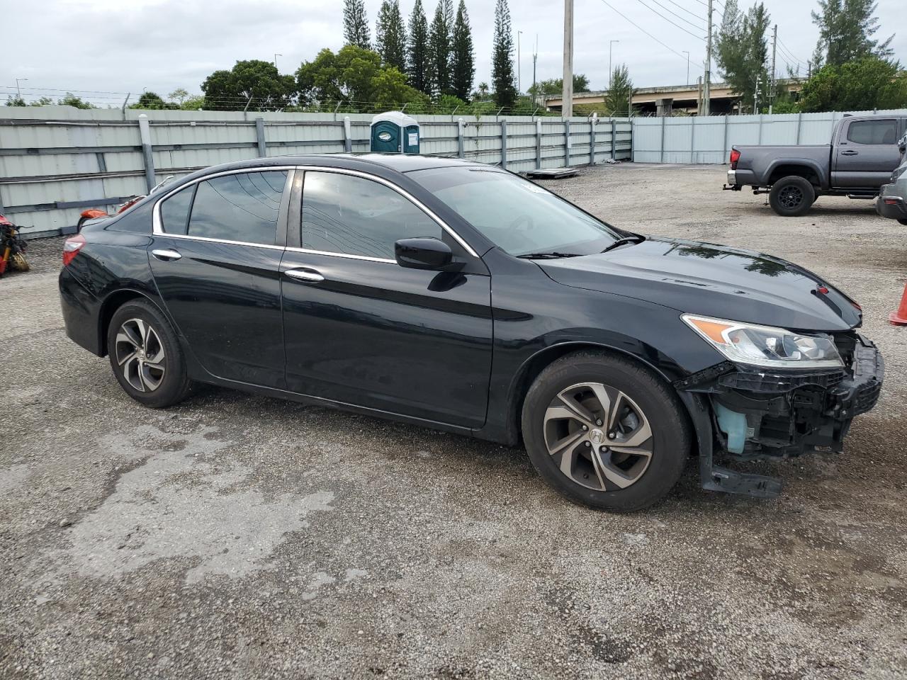 2017 Honda Accord - Image 4