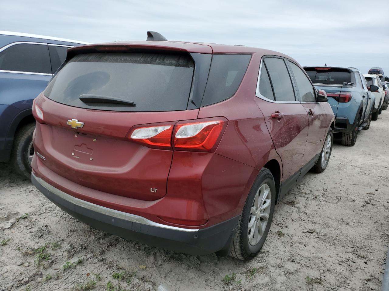 2GNAXJEV3J6271516 2018 Chevrolet Equinox Lt