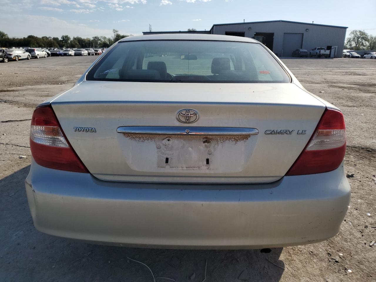 2003 Toyota Camry Le VIN: JTDBE32K730233047 Lot: 76118604