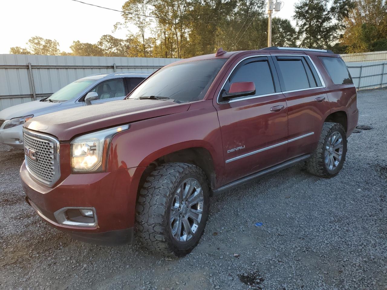 2016 GMC Yukon - Image 1