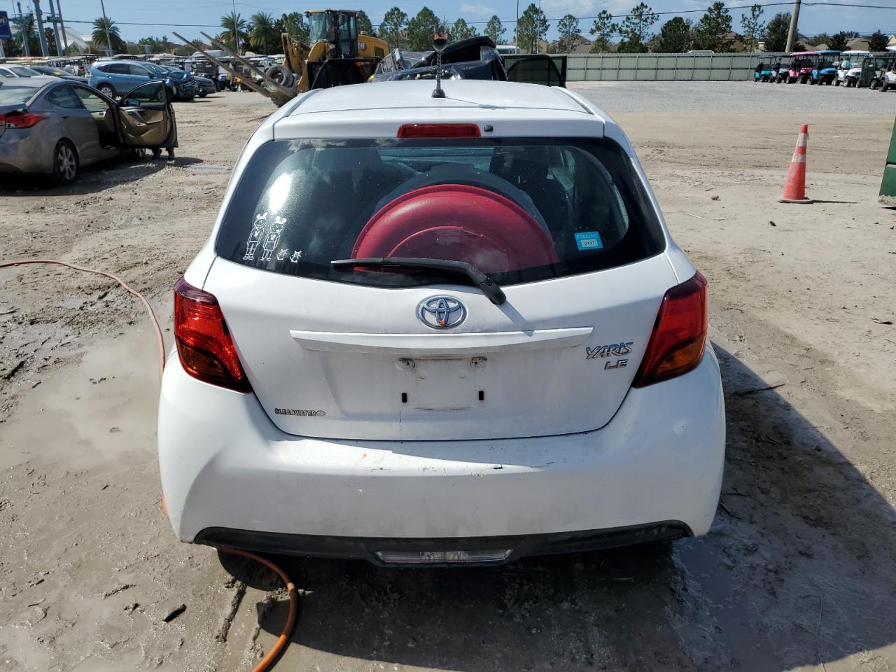 2015 Toyota Yaris VIN: VNKKTUD38FA018610 Lot: 77081024