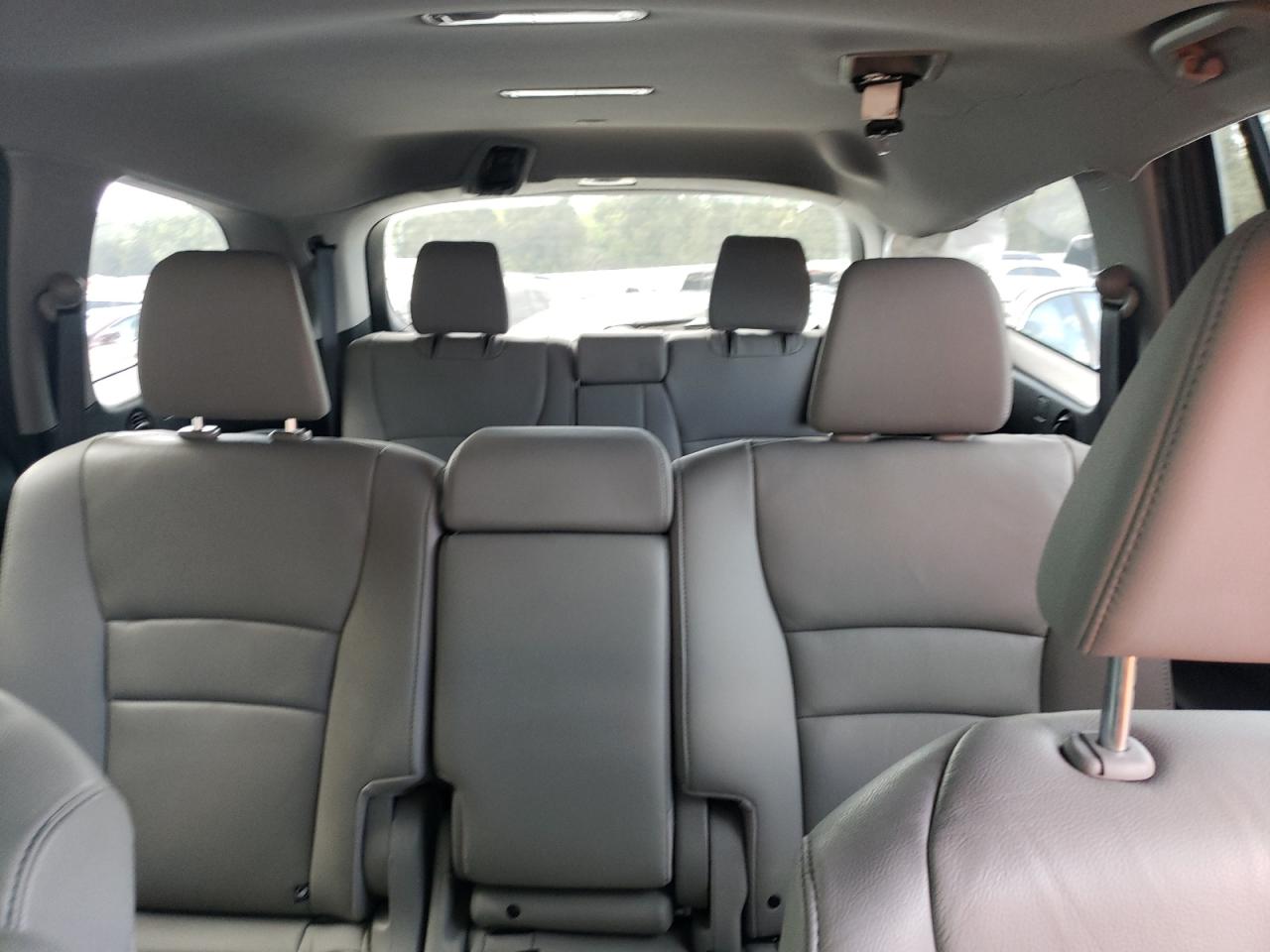 2020 Honda Pilot - Image 10