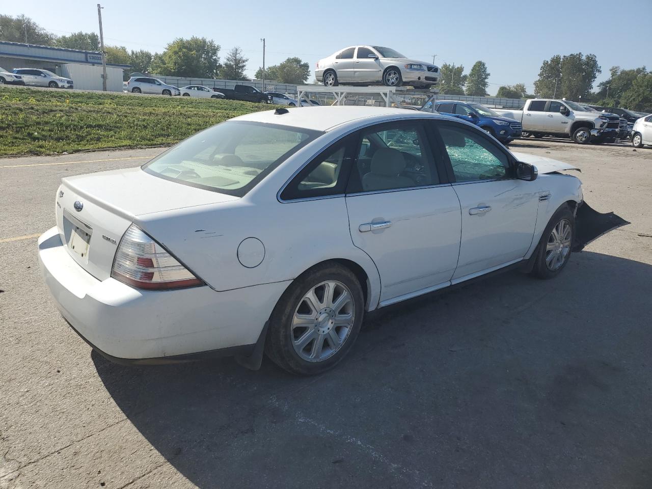 2008 Ford Taurus - Image 3