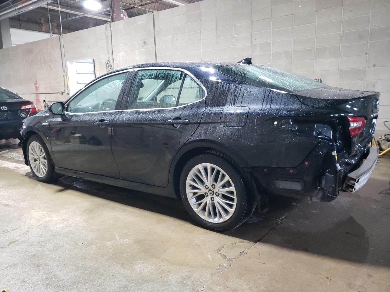 2020 Toyota Camry - Image 2