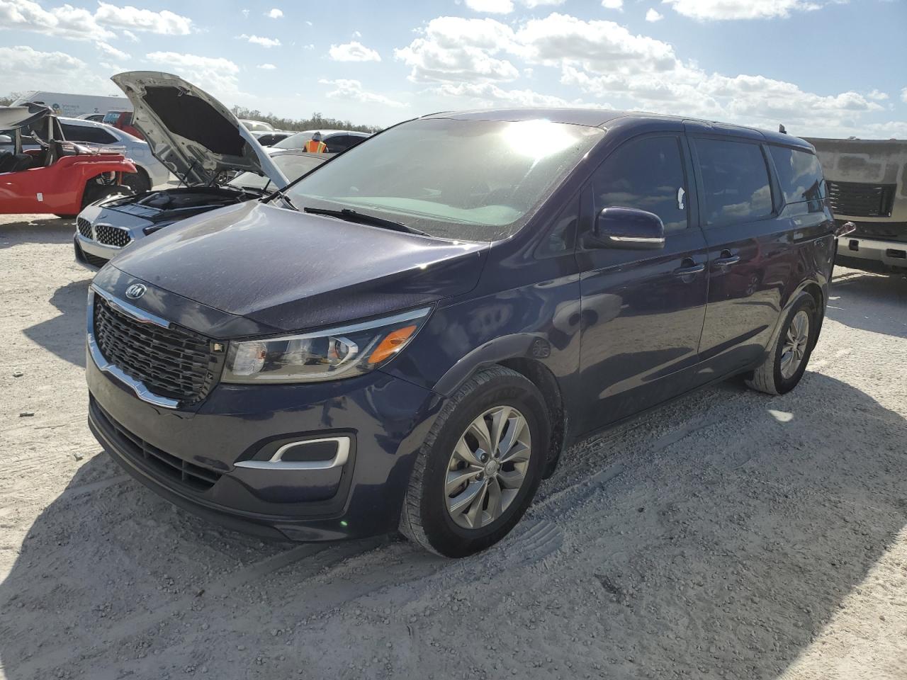 2019 Kia Sedona - Image 1