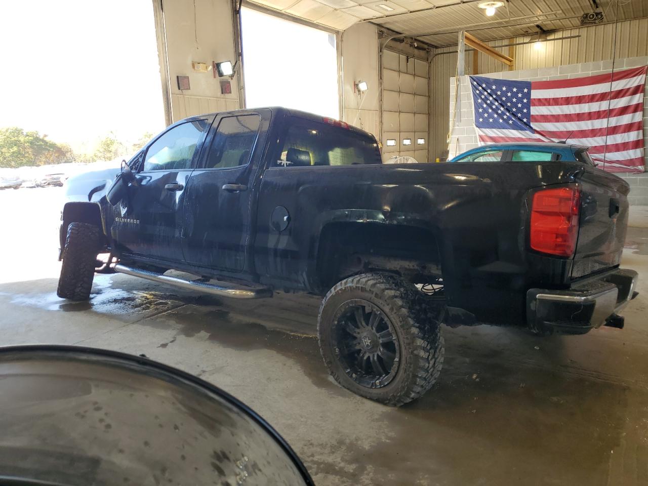 2014 Chevrolet Silverado - Image 2