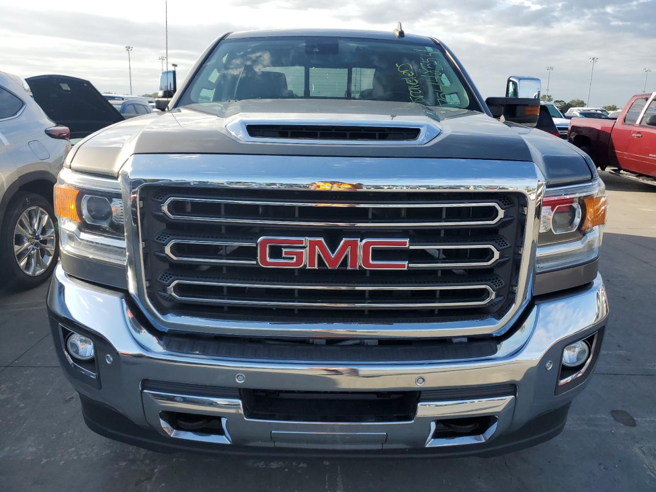 2017 GMC Sierra - Image 5