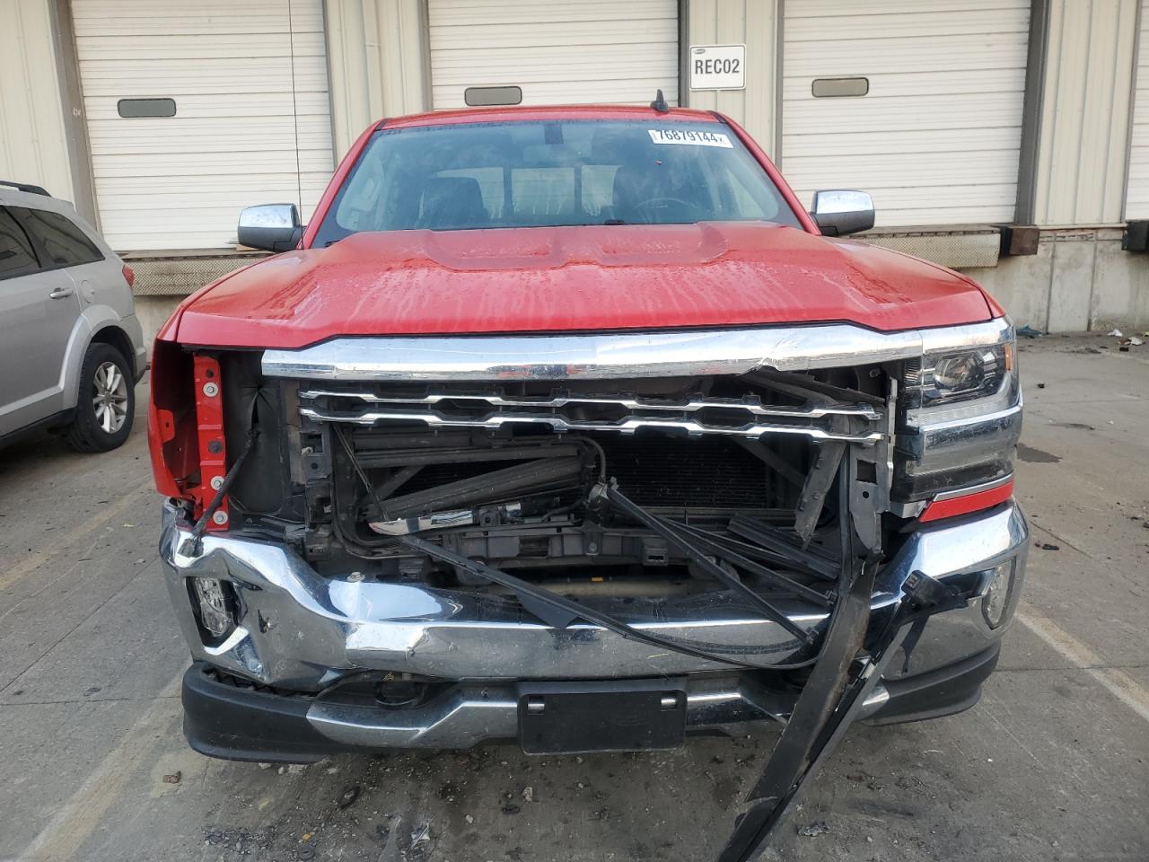 2017 Chevrolet Silverado - Image 5