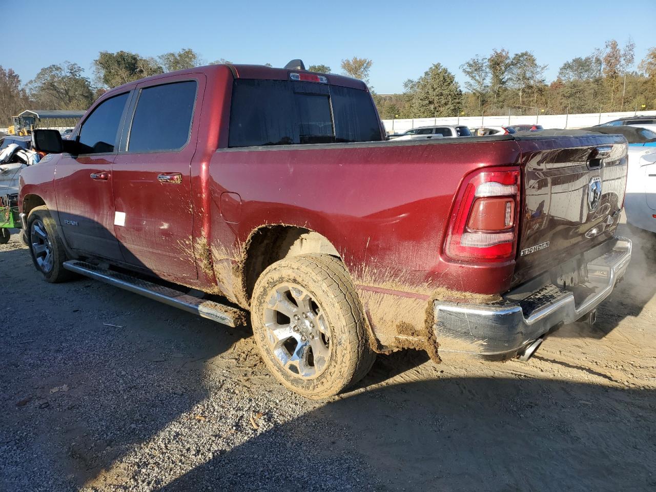 2019 RAM 1500 - Image 2