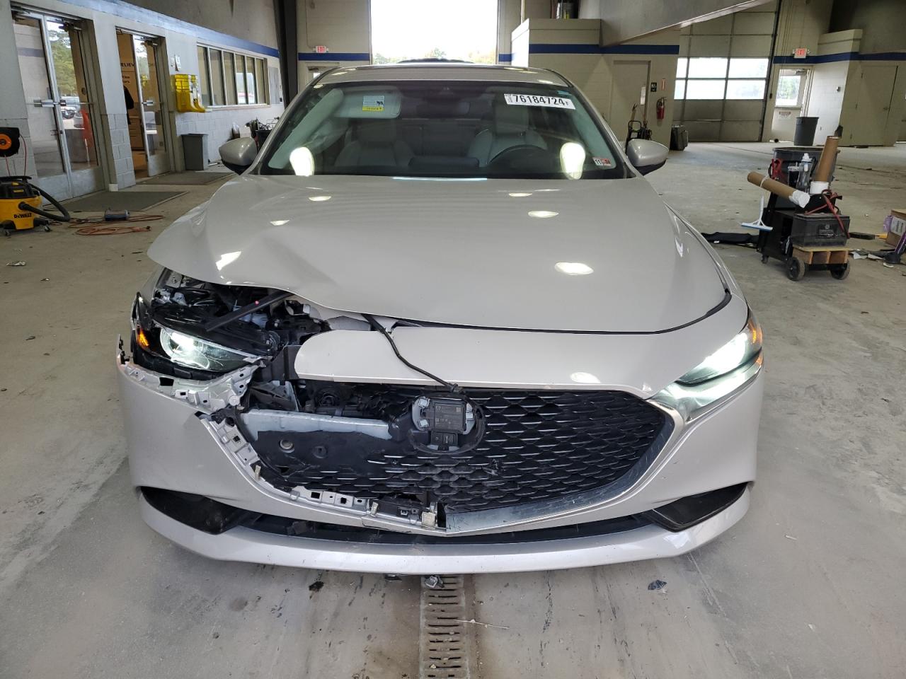 2022 Mazda 3 - Image 5