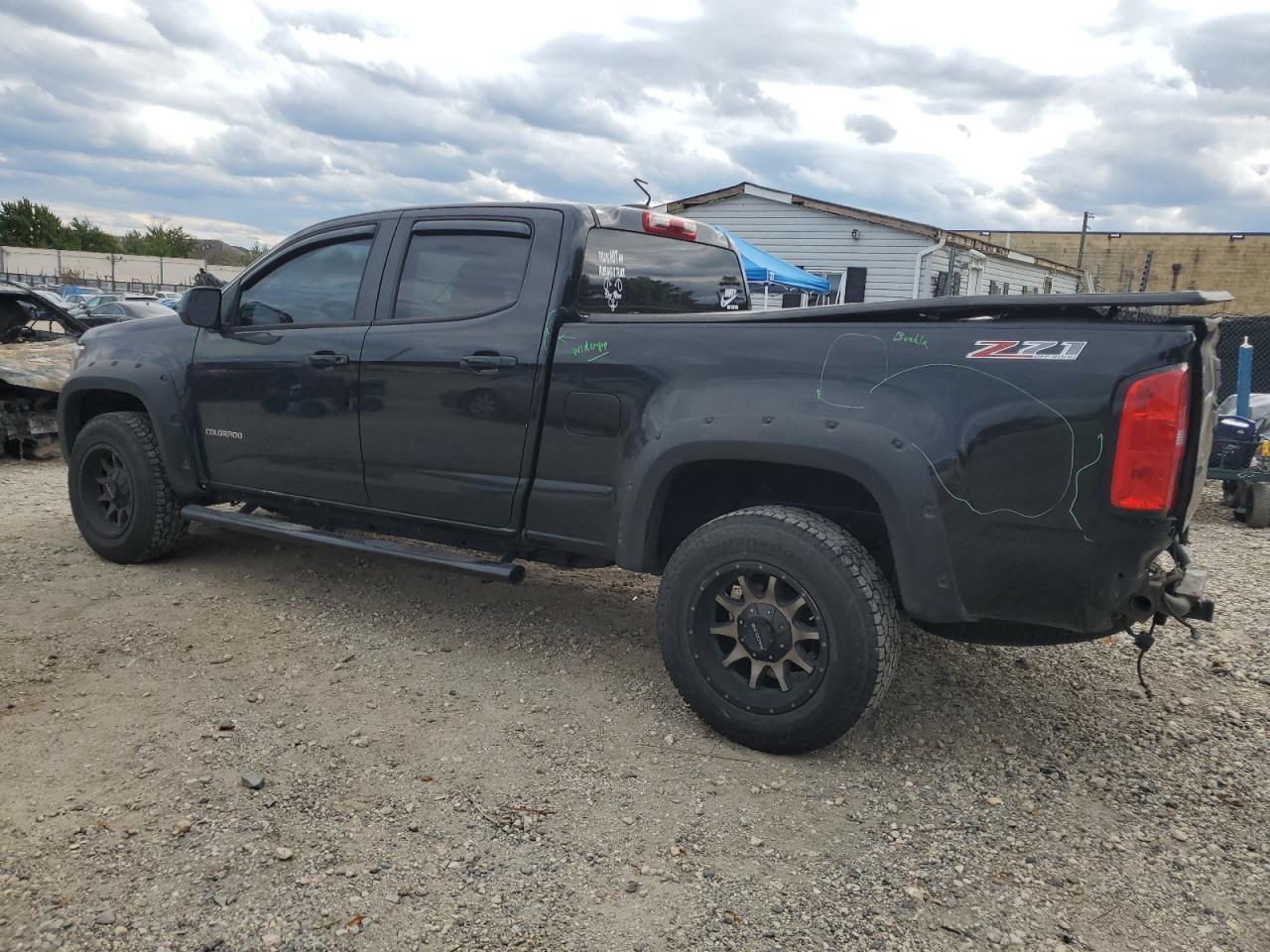 2015 Chevrolet Colorado - Image 2