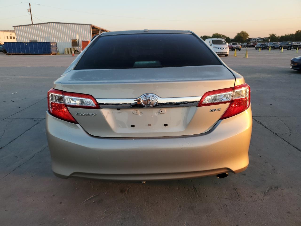 4T1BF1FK2EU778558 2014 Toyota Camry L