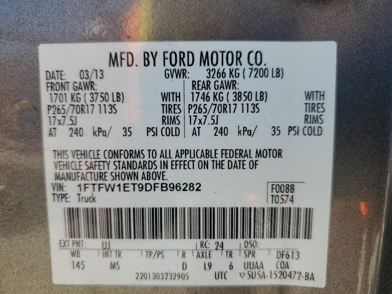 2013 Ford F-150 - Image 12