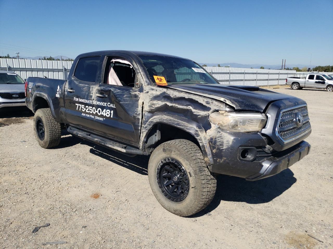 2017 Toyota Tacoma - Image 4