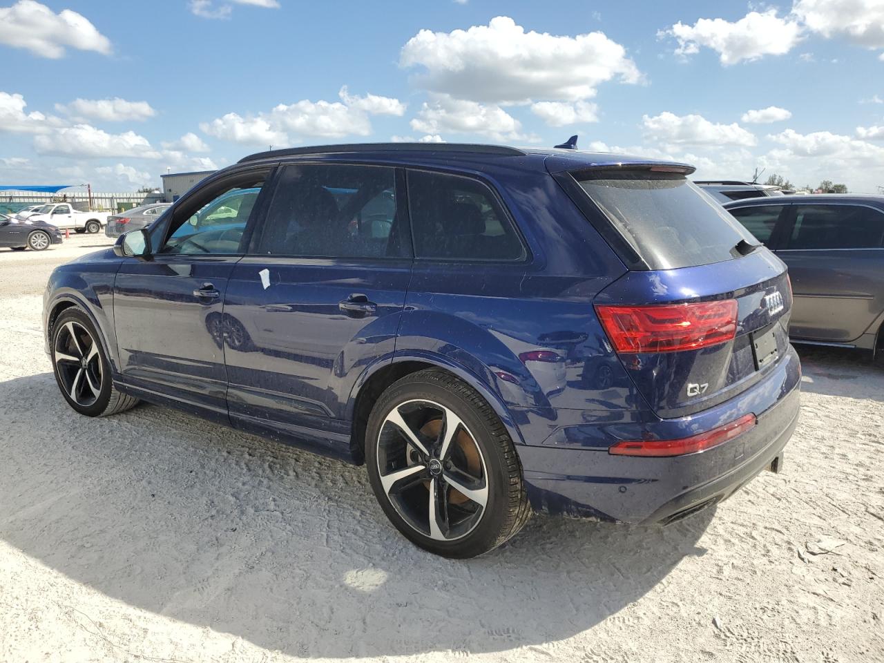2019 Audi Q7 - Image 2
