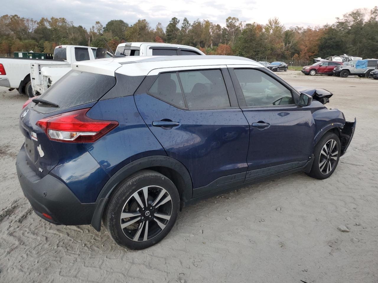 2020 Nissan Kicks - Image 3