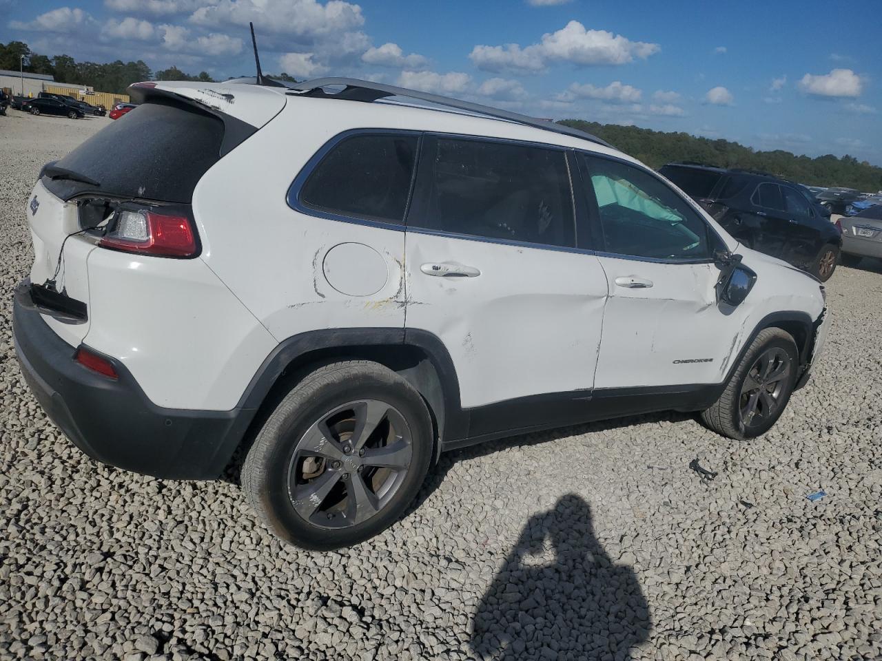 2019 Jeep Grand Cherokee - Image 3