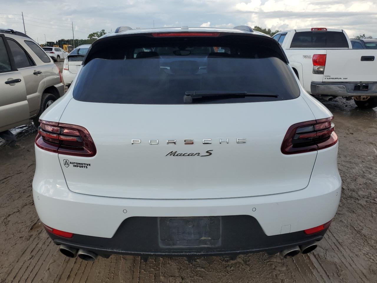 WP1AB2A52GLB46444 2016 Porsche Macan S