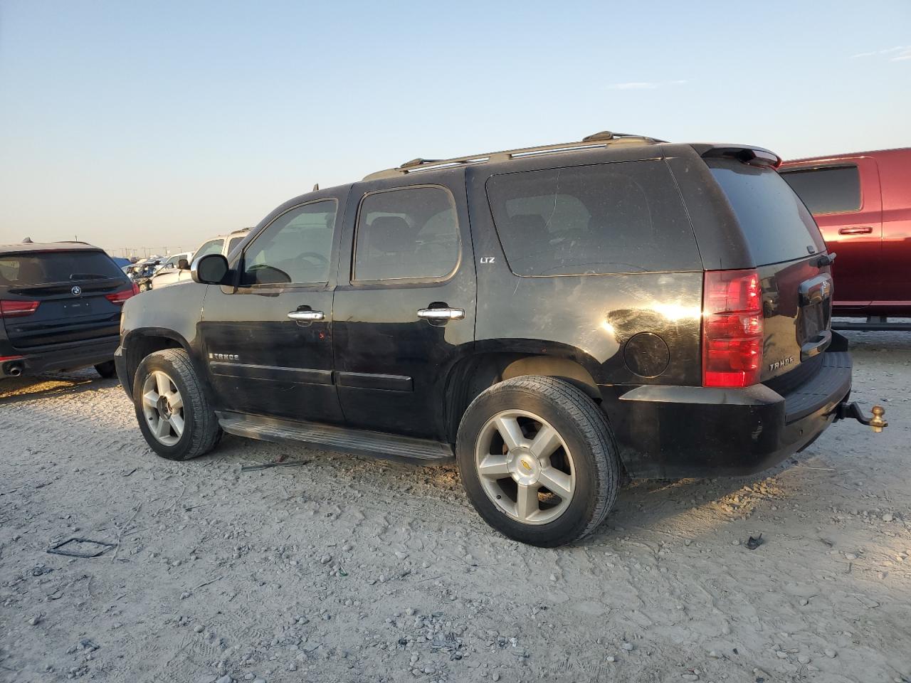 2008 Chevrolet Tahoe - Image 2