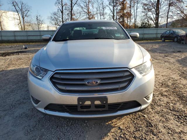  FORD TAURUS 2017 Silver