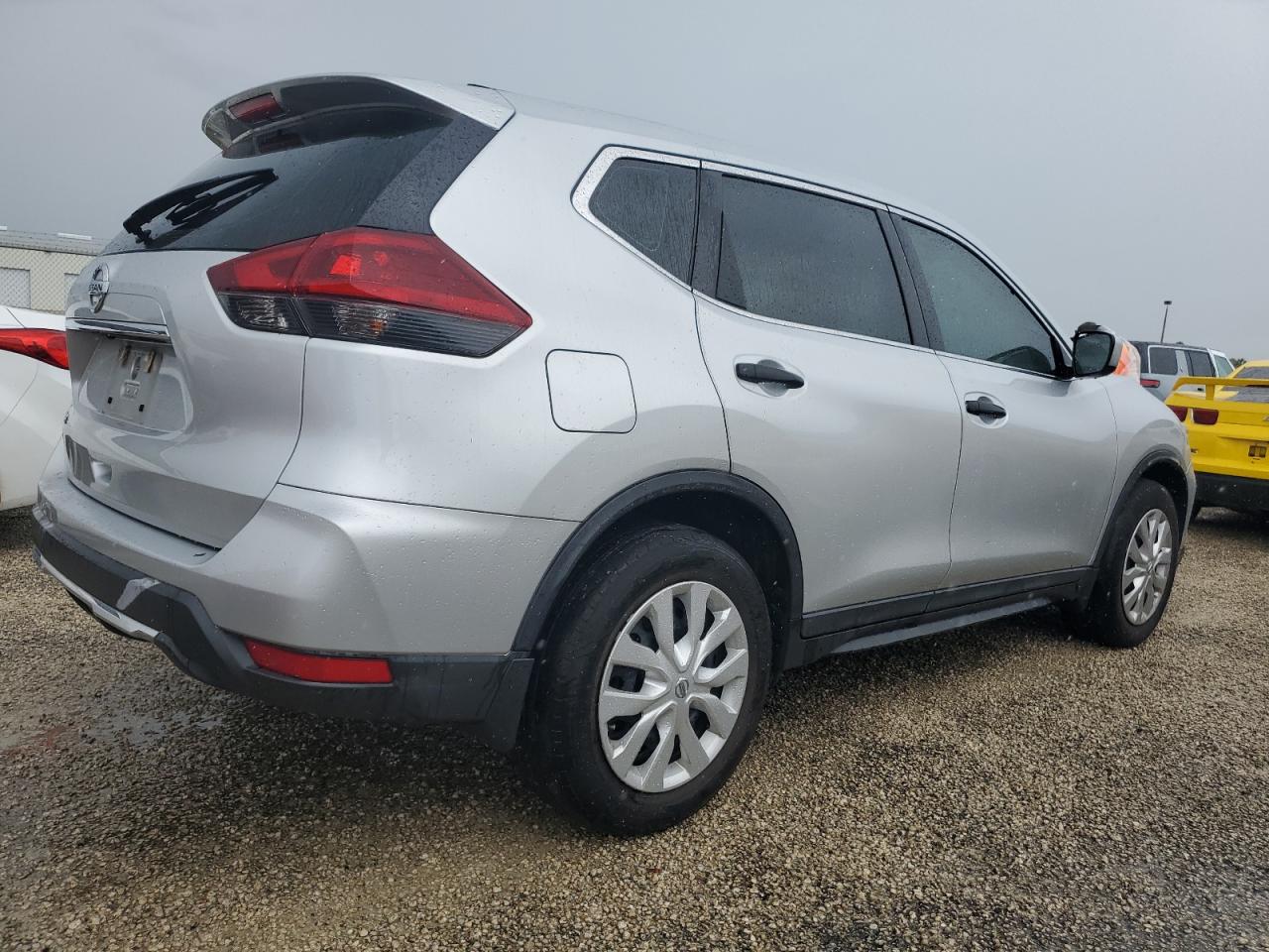 2019 Nissan Rogue - Image 3