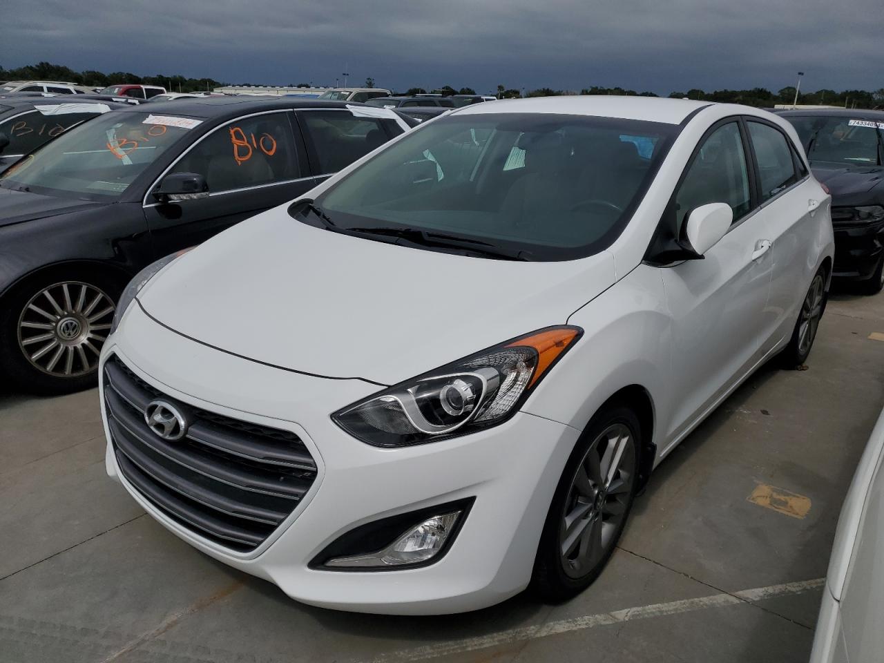 KMHD35LH7GU327145 2016 HYUNDAI ELANTRA - Image 1