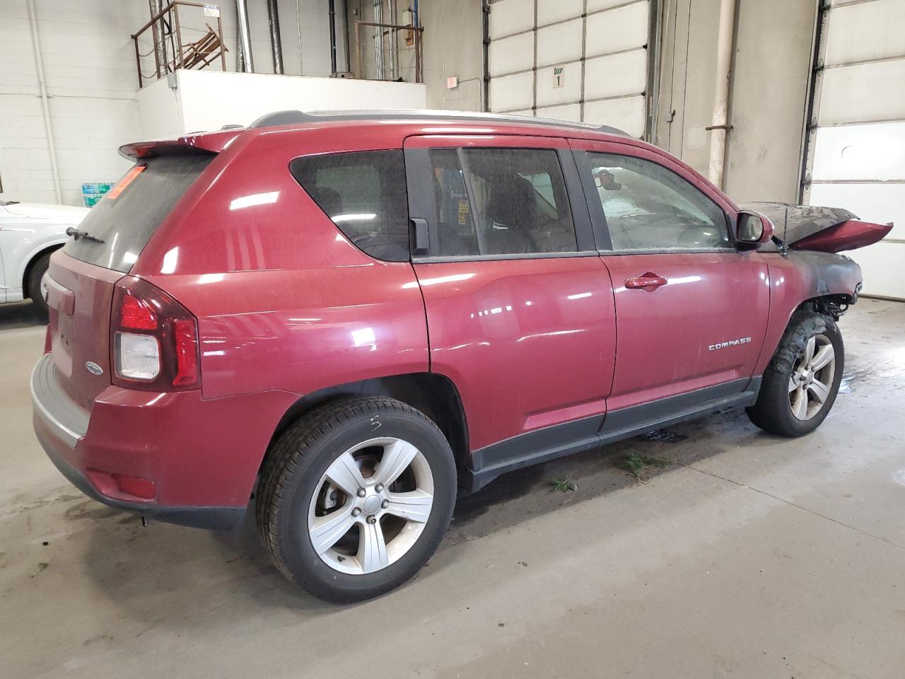 VIN 1C4NJDEB8FD217253 2015 JEEP COMPASS no.3