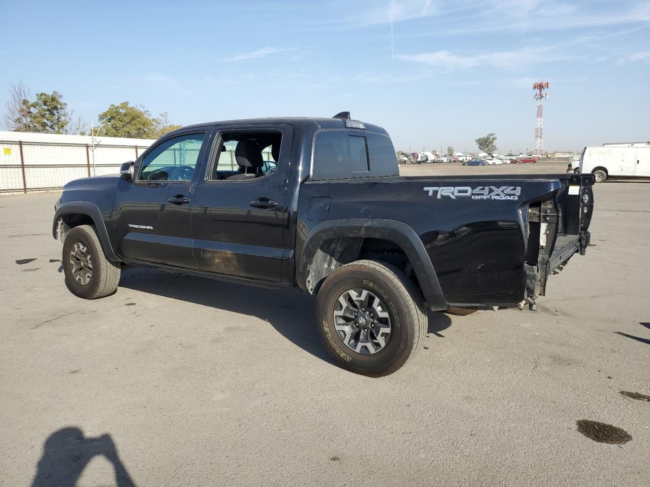 3TMCZ5AN7LM338779 2020 Toyota Tacoma Double Cab