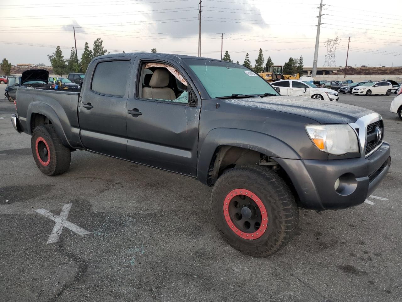 2011 Toyota Tacoma - Image 4
