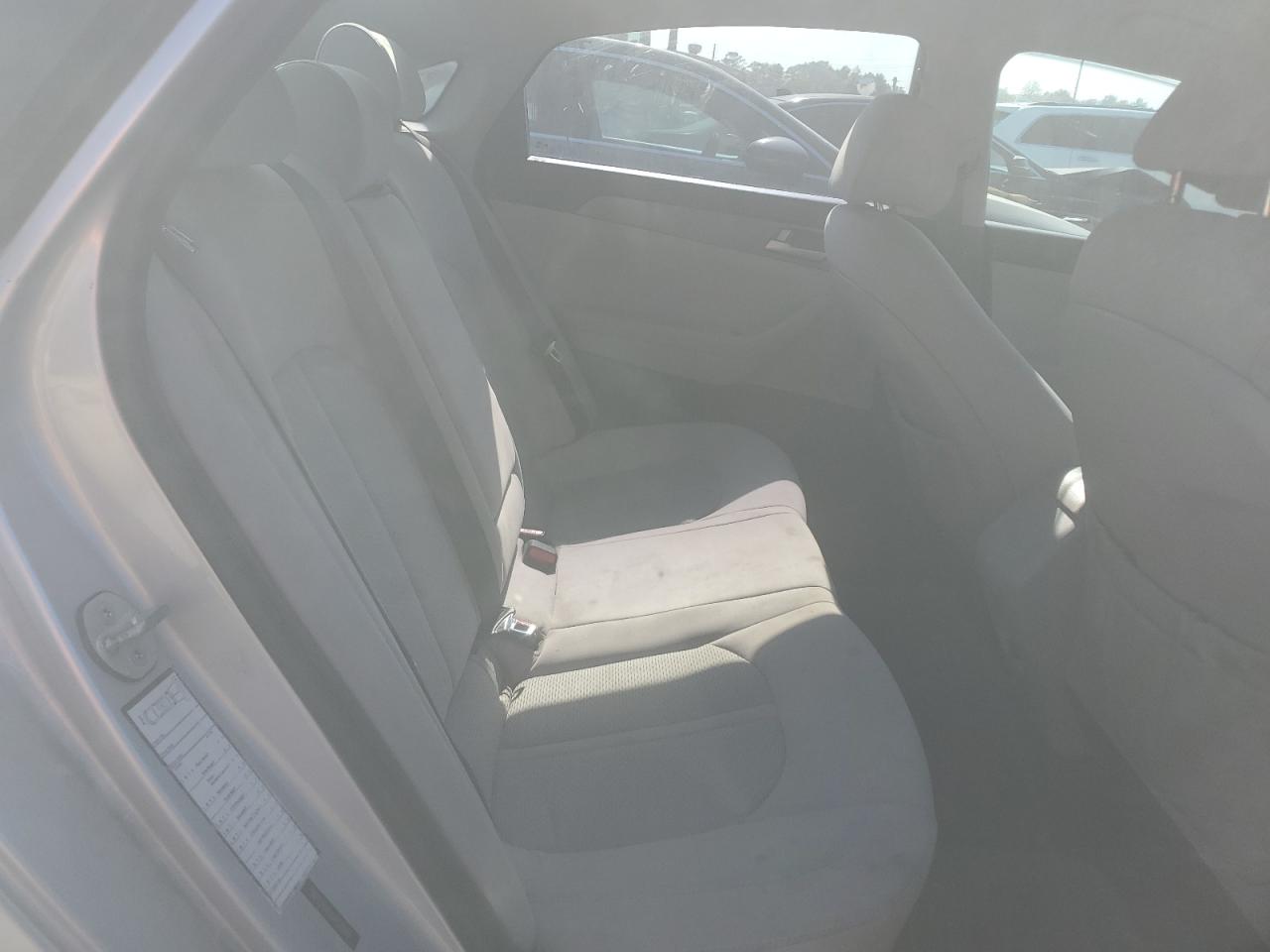 2017 Hyundai Sonata - Image 10