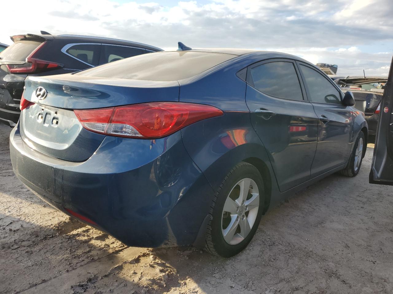 2013 Hyundai Elantra Gls VIN: KMHDH4AE0DU979752 Lot: 74705414