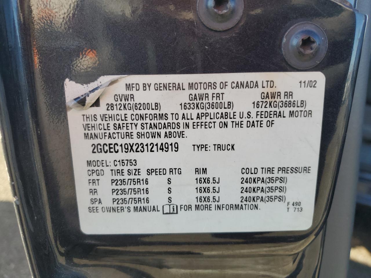 2003 Chevrolet Silverado - Image 12